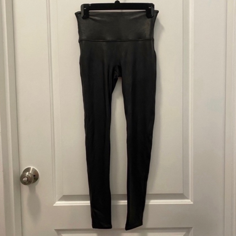 Spanx Faux Leather Leggings - Picture 6 of 7